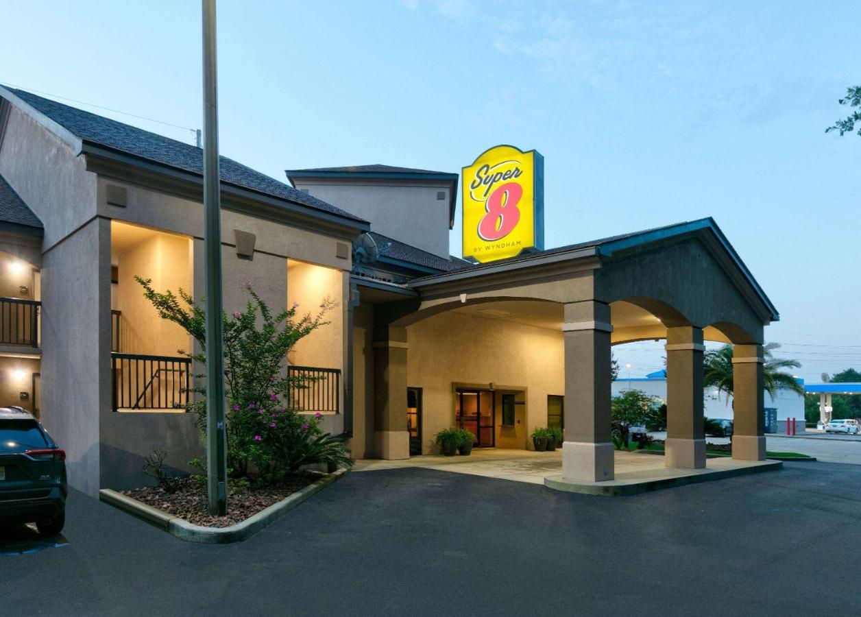 Super 8 By Wyndham Diberville Biloxi Area Экстерьер фото